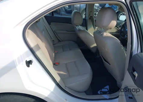 2012 Ford Fusion Hybrid z USA, uszkodzony, nr VIN 3FADP0L32CR371710